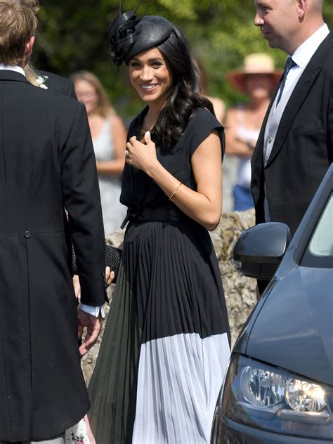 Meghan Markle Flashes Bra on Her Birthday,。